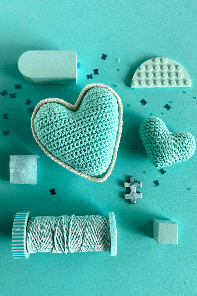 Connecting Hearts Collection- Aqua Knit Heart for Dreams Sensitivity Balance